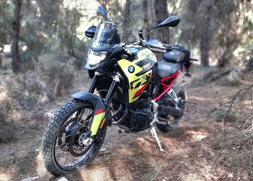 BMW F900 GS