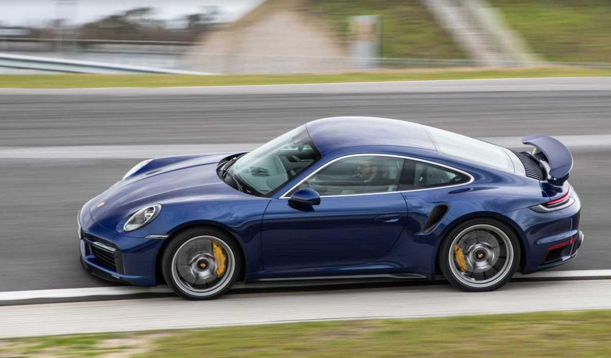 porsche 911 turbo s